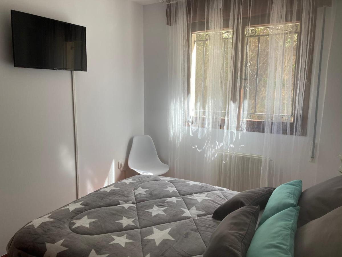Apartamentos Las Brisas, Ojedo-Potes Luaran gambar