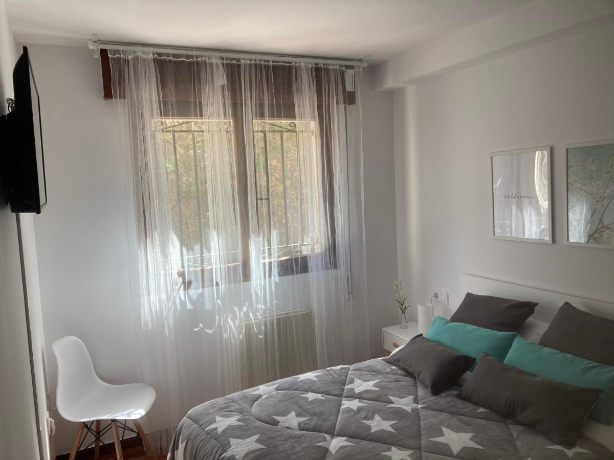 Apartamentos Las Brisas, Ojedo-Potes Luaran gambar