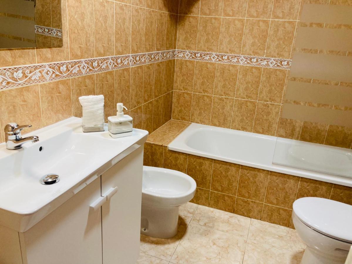 Apartamentos Las Brisas, Ojedo-Potes Luaran gambar